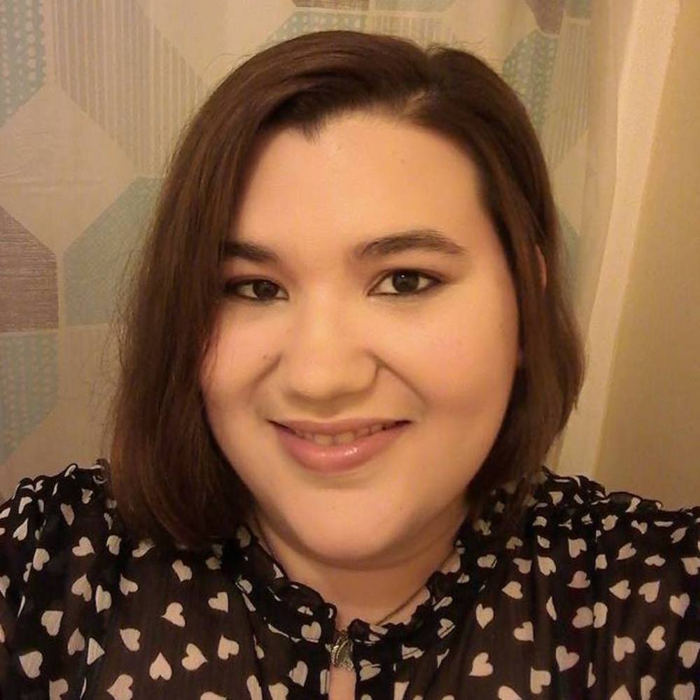 Meet your Posher, Cecelia